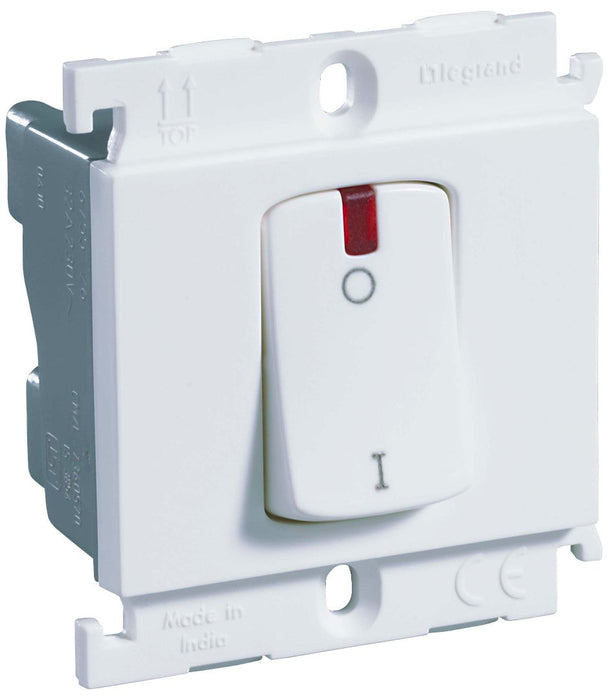 Legrand 675526 - 32A ONE WAY DP SWT WITH INDICATOR - 2 MODULE MYLINC SWITCH (Pack Of 10 Qty)